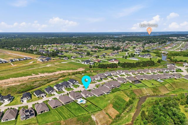 208 Peninsula Point Drive, Montgomery, TX 77356