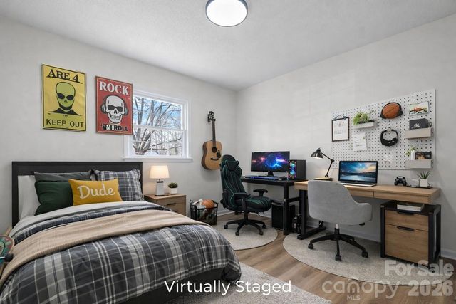 196 25th Street NW, Hickory, NC 28601