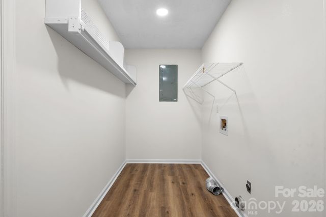 196 25th Street NW, Hickory, NC 28601