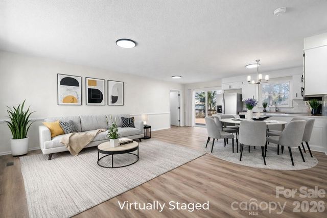 196 25th Street NW, Hickory, NC 28601