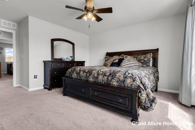 135 Brynwood Avenue, Holland Twp, MI 49423