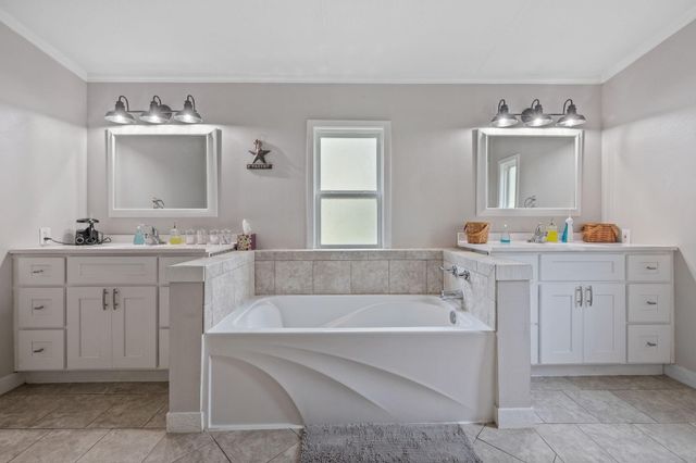 161 W Creek, Trinity, TX 75862