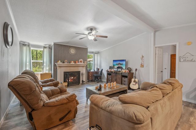 161 W Creek, Trinity, TX 75862