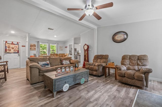 161 W Creek, Trinity, TX 75862