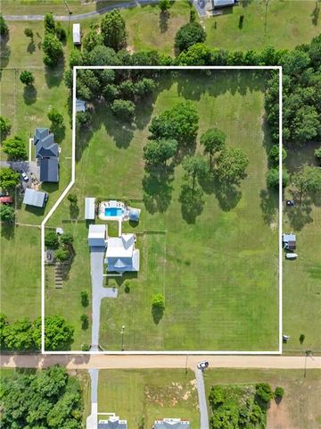 6576 E Ranch Road, Grand Bay, AL 36541