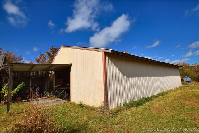 5747 E 620 Road, Locust Grove, OK 74352