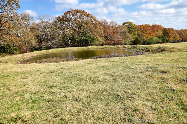 5747 E 620 Road, Locust Grove, OK 74352