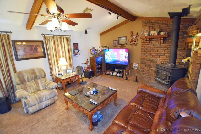 5747 E 620 Road, Locust Grove, OK 74352