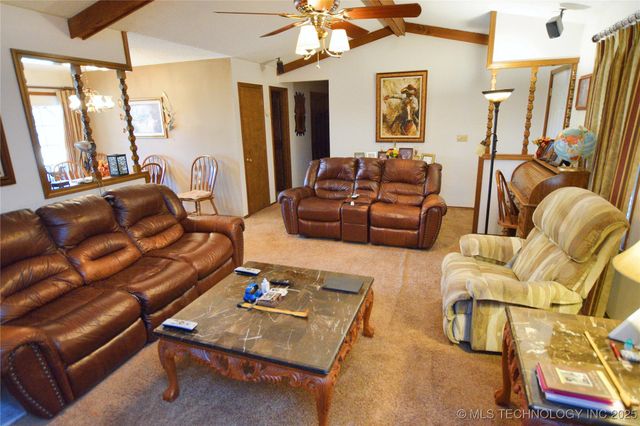 5747 E 620 Road, Locust Grove, OK 74352