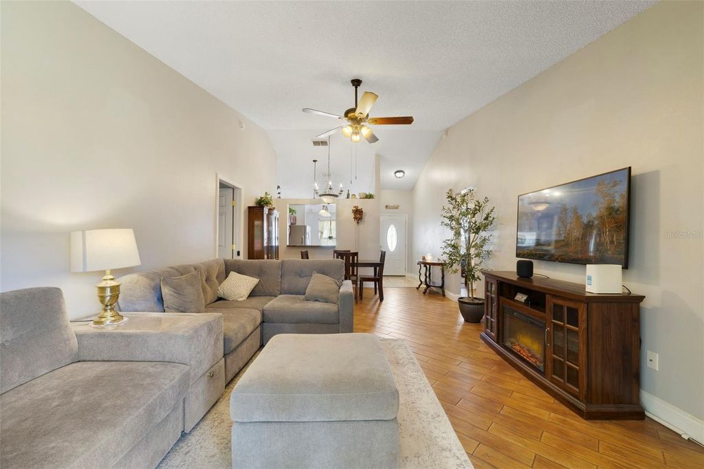 Image 2 of property listing at 9478 BRACKIN STREET, Orlando, FL 32825