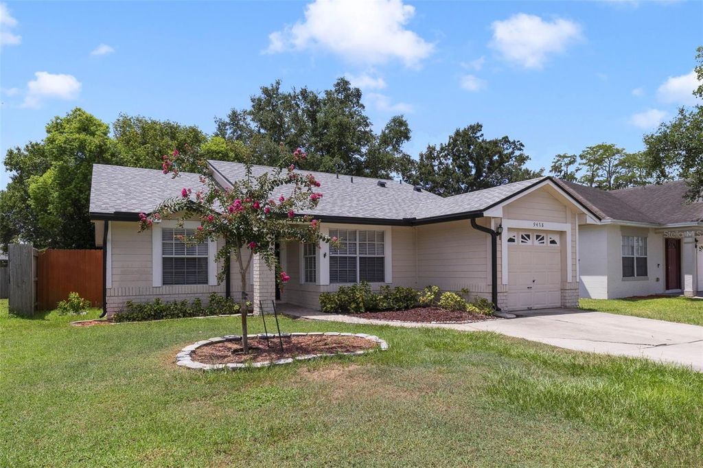 Image 18 of property listing at 9478 BRACKIN STREET, Orlando, FL 32825