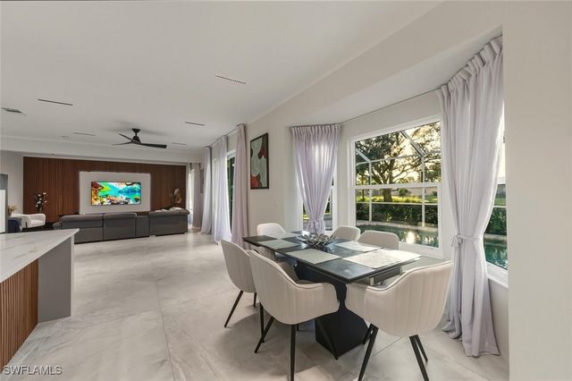 1991 MORNING SUN LN, Naples, FL 34119