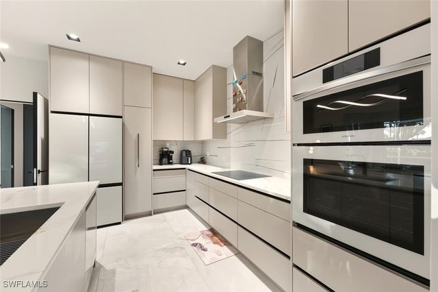 1991 MORNING SUN LN, Naples, FL 34119