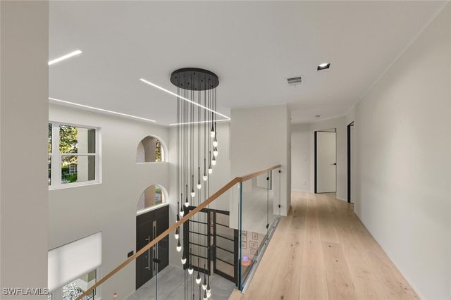 1991 MORNING SUN LN, Naples, FL 34119