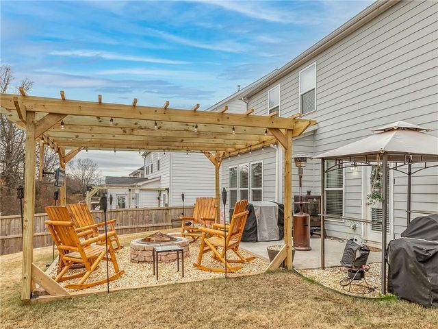441 Timberleaf Road, Canton, GA 30115