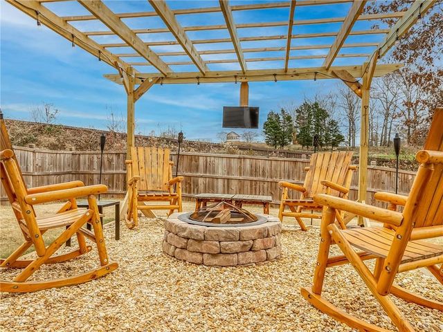 441 Timberleaf Road, Canton, GA 30115
