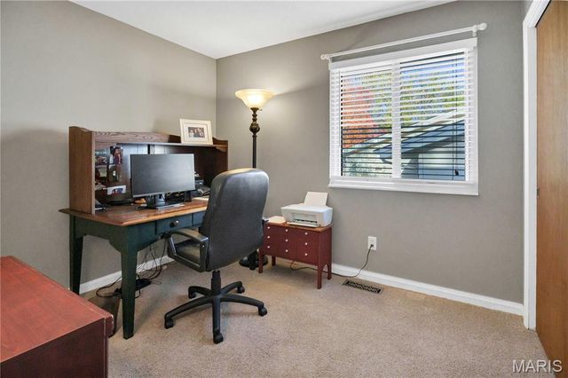 1009 Summer Tree Drive, Ballwin, MO 63011