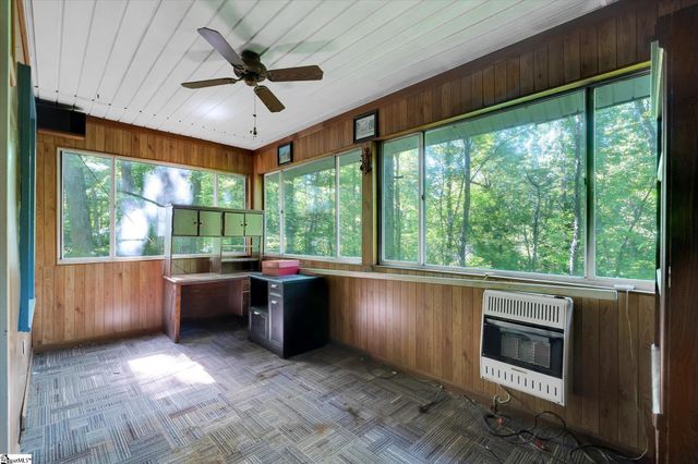 5454 Highway 11, Pickens, SC 29691