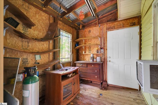 5454 Highway 11, Pickens, SC 29691