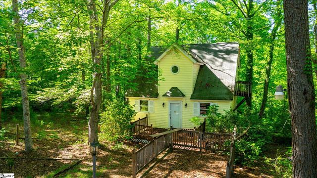 5454 Highway 11, Pickens, SC 29691