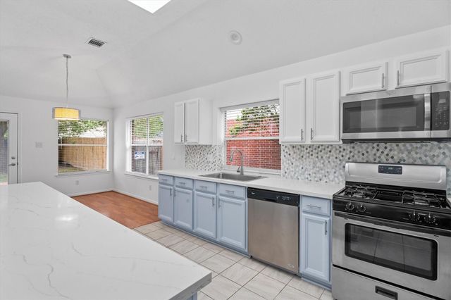 2014 White Oaks Hills Lane, Houston, TX 77339