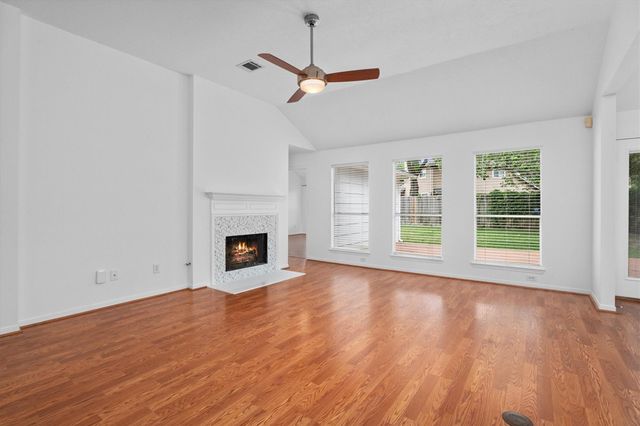 2014 White Oaks Hills Lane, Houston, TX 77339