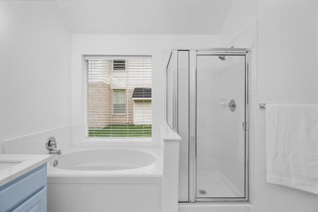 2014 White Oaks Hills Lane, Houston, TX 77339