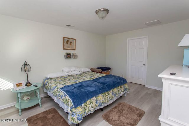 2086 Castlebridge Court NW, Calabash, NC 28467