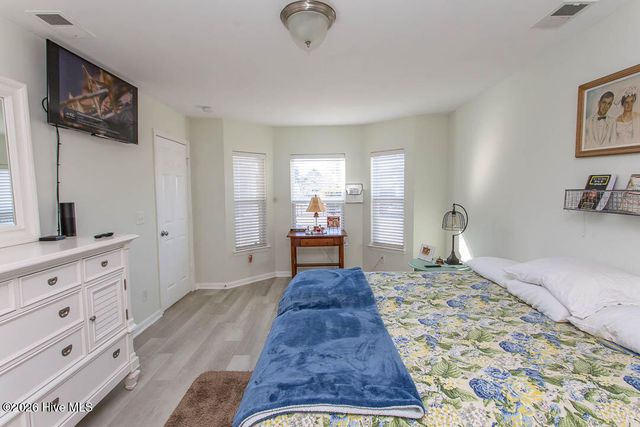 2086 Castlebridge Court NW, Calabash, NC 28467