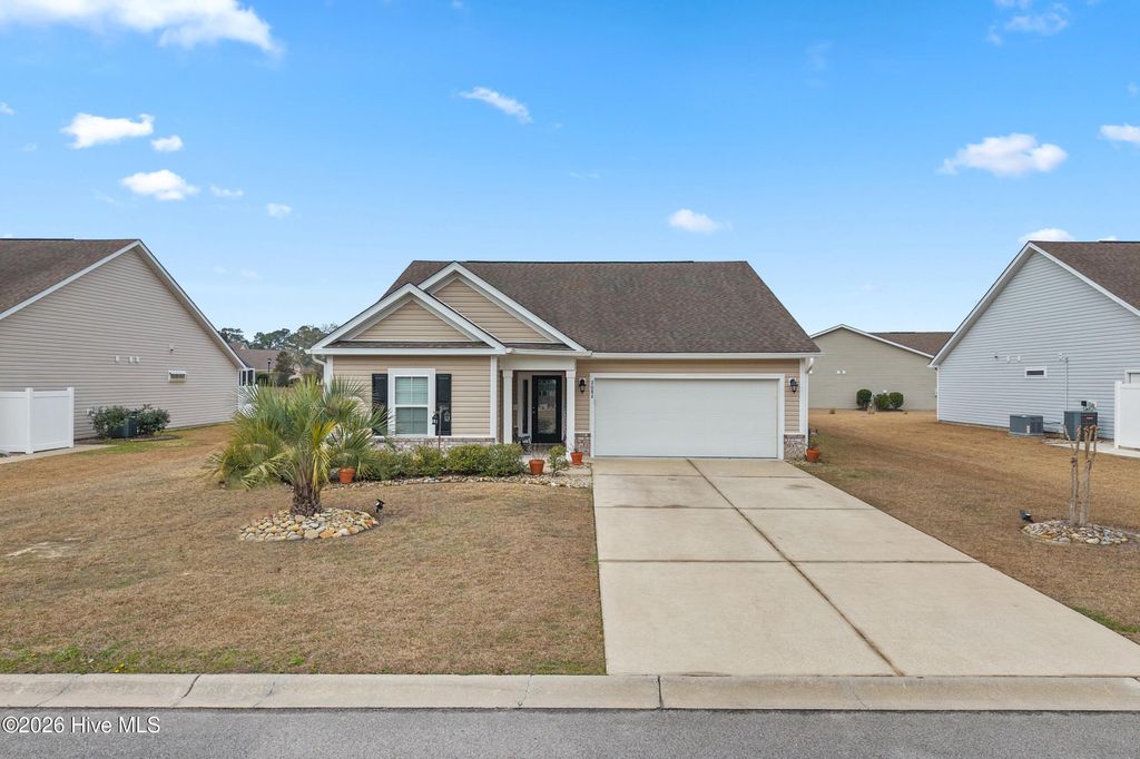 2086 Castlebridge Court NW, Calabash, NC 28467