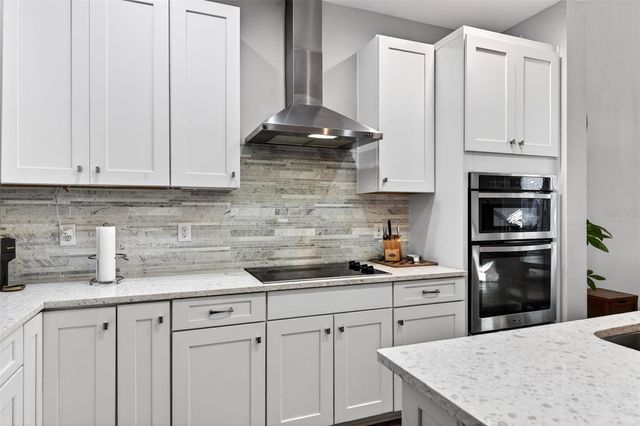 5123 FLAG STREET, Sarasota, FL 34232