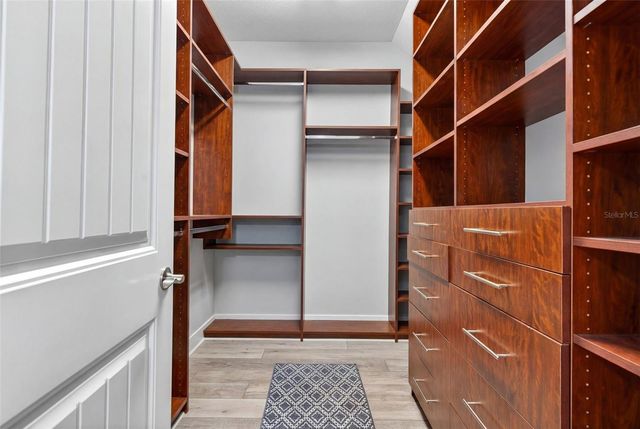 5123 FLAG STREET, Sarasota, FL 34232