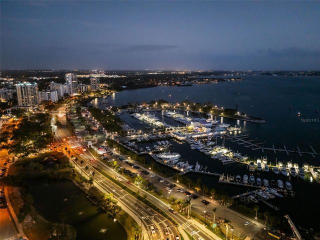 5123 FLAG STREET, Sarasota, FL 34232