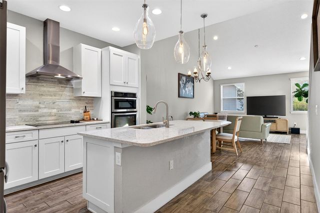 5123 FLAG STREET, Sarasota, FL 34232