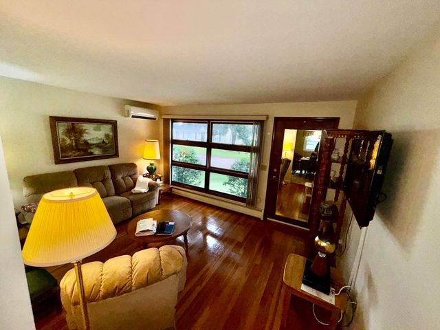 59 Pinedale Street, Manchester, NH 03102