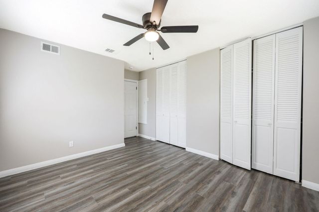 6002 Doulton Drive, Houston, TX 77033