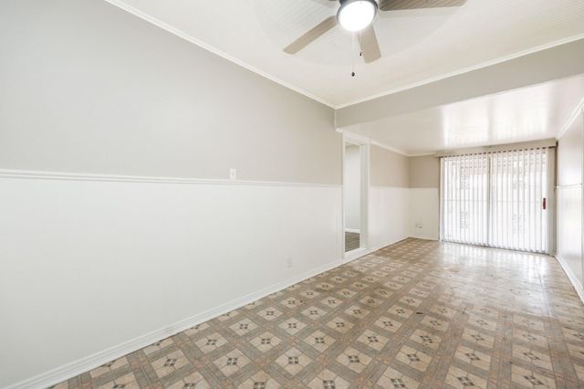 6002 Doulton Drive, Houston, TX 77033