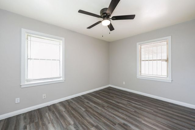 6002 Doulton Drive, Houston, TX 77033