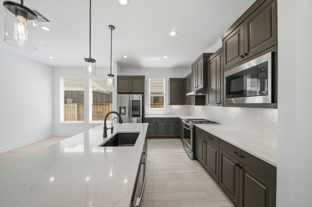 7422 Netherfield Lane, Katy, TX 77493