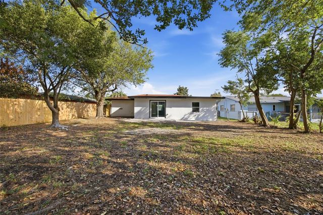 1811 DRIFTWOOD CIRCLE S, Oldsmar, FL 34677