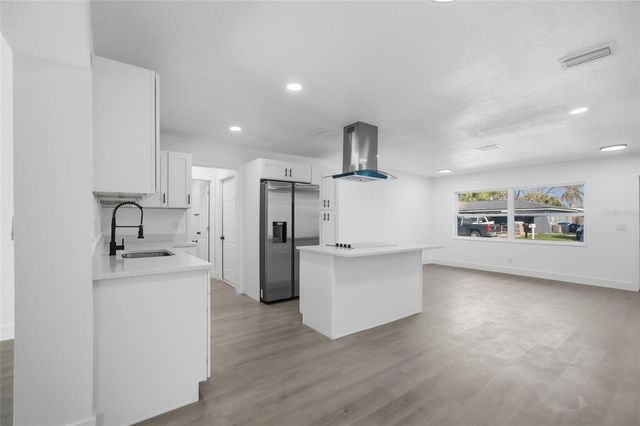 1811 DRIFTWOOD CIRCLE S, Oldsmar, FL 34677