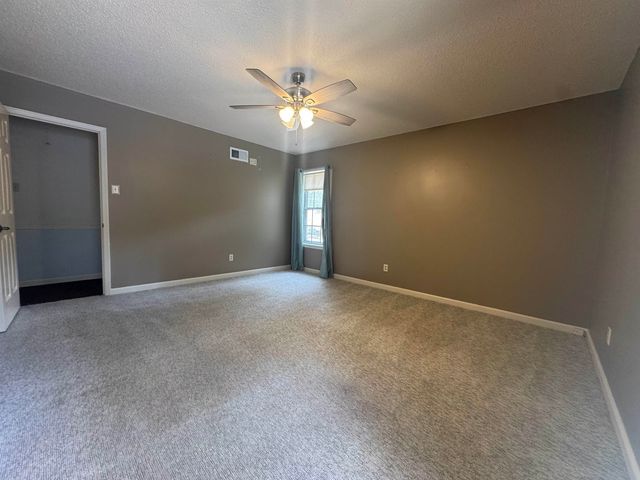 8007 STEVEN FRANKLIN DR, Bartlett, TN 38133