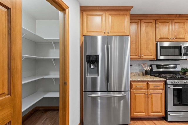 854 KRAUSE ROAD, Green Bay, WI 54313