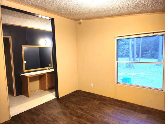 379 County Road 2199, Cleveland, TX 77327