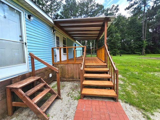 379 County Road 2199, Cleveland, TX 77327