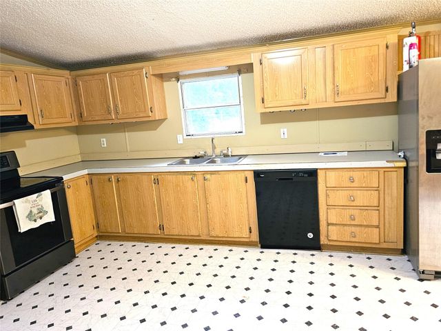 379 County Road 2199, Cleveland, TX 77327