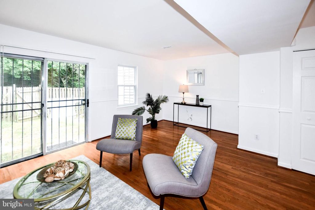 Image 17 of property listing at 1114 ADELINE WAY, Capitol Heights, MD 20743