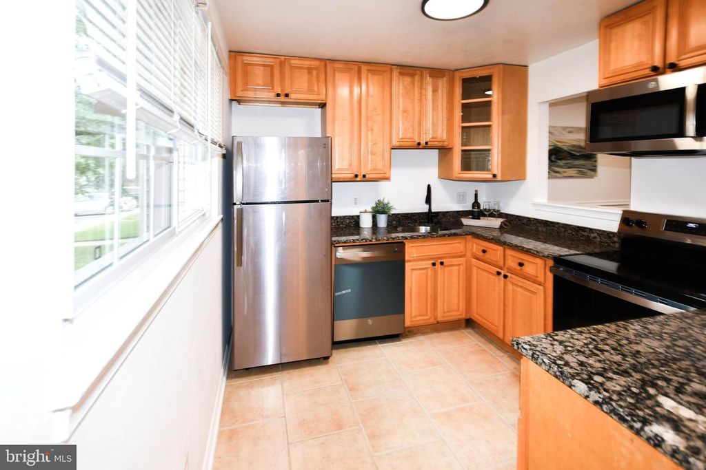 Image 22 of property listing at 1114 ADELINE WAY, Capitol Heights, MD 20743