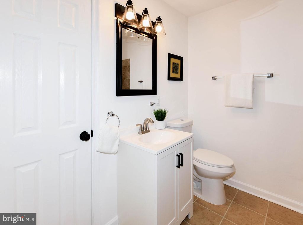 Image 37 of property listing at 1114 ADELINE WAY, Capitol Heights, MD 20743