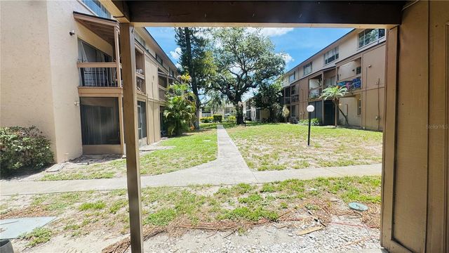 5508 POKEWEED COURT 146, Tampa, FL 33617